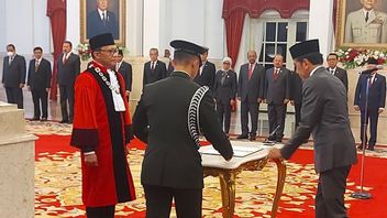 穆尼尔人权活动家案件的裁判,Ridwan Mansyur Dilantik Jokowi成为MK法官