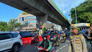 Pj Gubernur DKI Minta Warga Bersabar Tunggu Evaluasi Simpang Pasar Santa yang Macet Parah