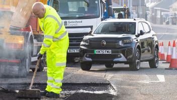 Citroen Intervenes To Finance Damaged Road Repairs In England