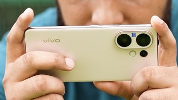 Vivo V60 Officially Launches With 6,500mAh Battery And 50MP ZEISS Telephoto