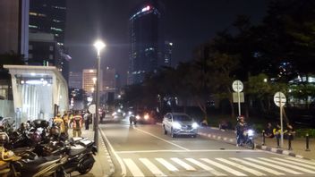 Even Though It Is Supported By Anies, Central Jakarta Satpol PP Still Disbands SCBD Gay Children Who Are Still Stylish At Zebra Cross Dukuh Atas