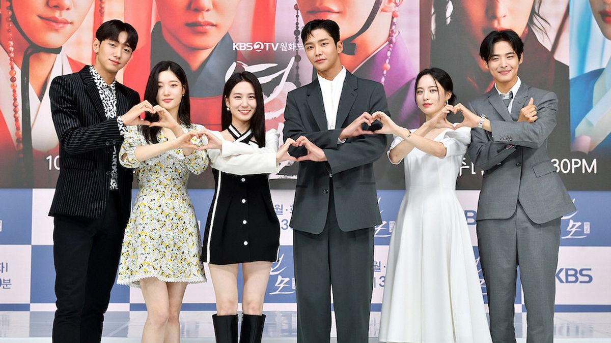 韓国のドラマ、王の愛情を見るこれらの4つの理由をチェック