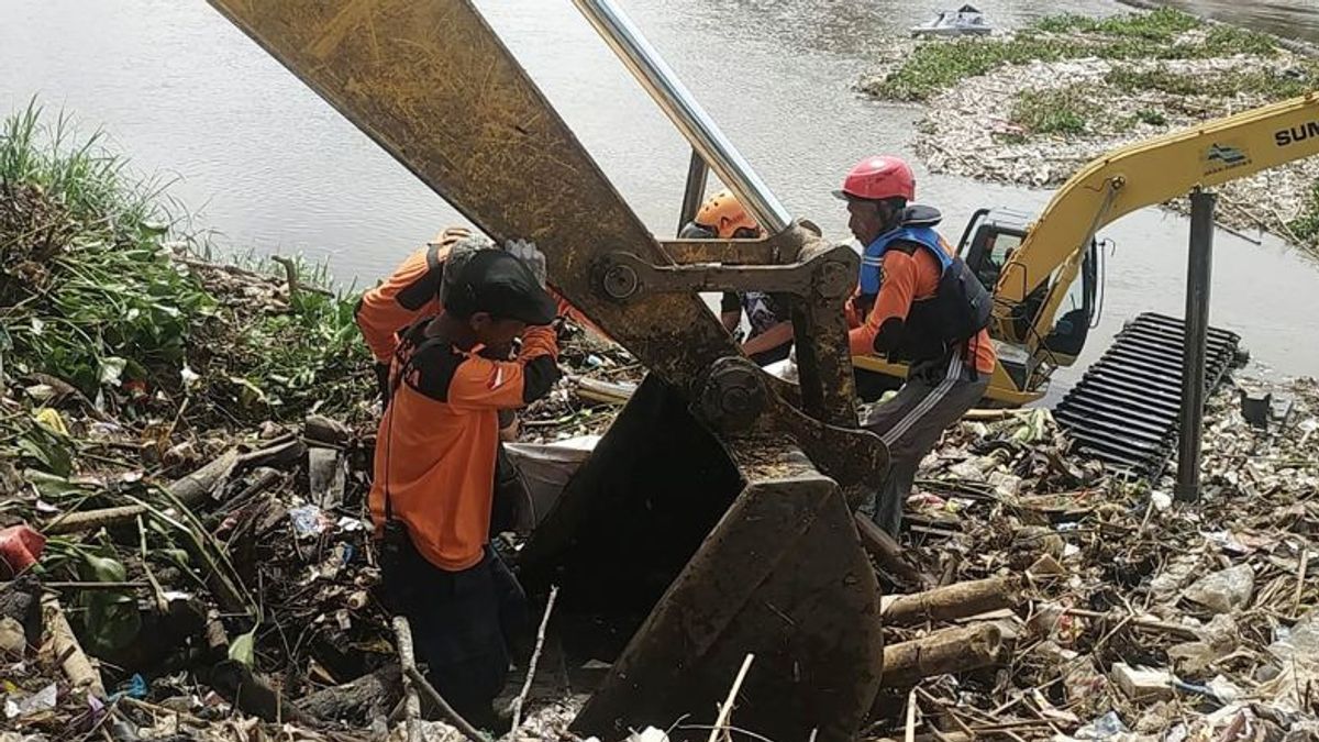 Korban Terseret Arus Sungai Brantas di Malang Tewas, Jasadnya Ditemukan 29 Kilometer dari Lokasi Awal