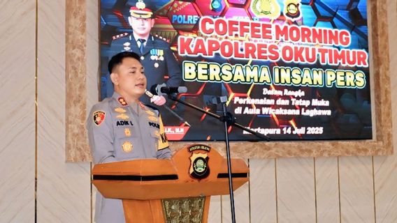 东OKU警察Buru 3 肇事者Begal Sadis,受害者在保卫摩托车时被枪杀