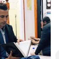 Heboh Cristiano Ronaldo Masuk Masjid dan Khusyuk Baca Al-Qur'an, Cek Faktanya!