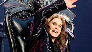 Mengenal Gejala dan Penyebab Penyakit Parkinson yang Diderita Ozzy Osbourne