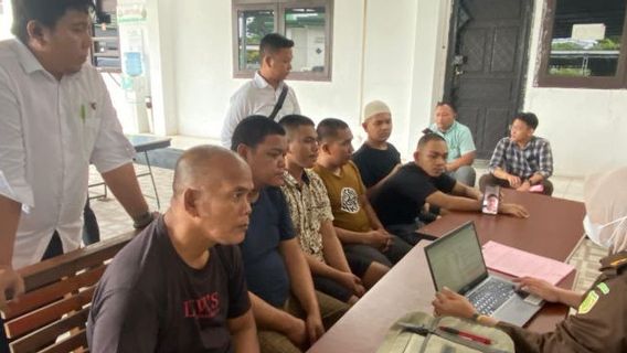 Enam Tersangka Kasus BBM Subsidi Dilimpahkan ke Kejati Jambi