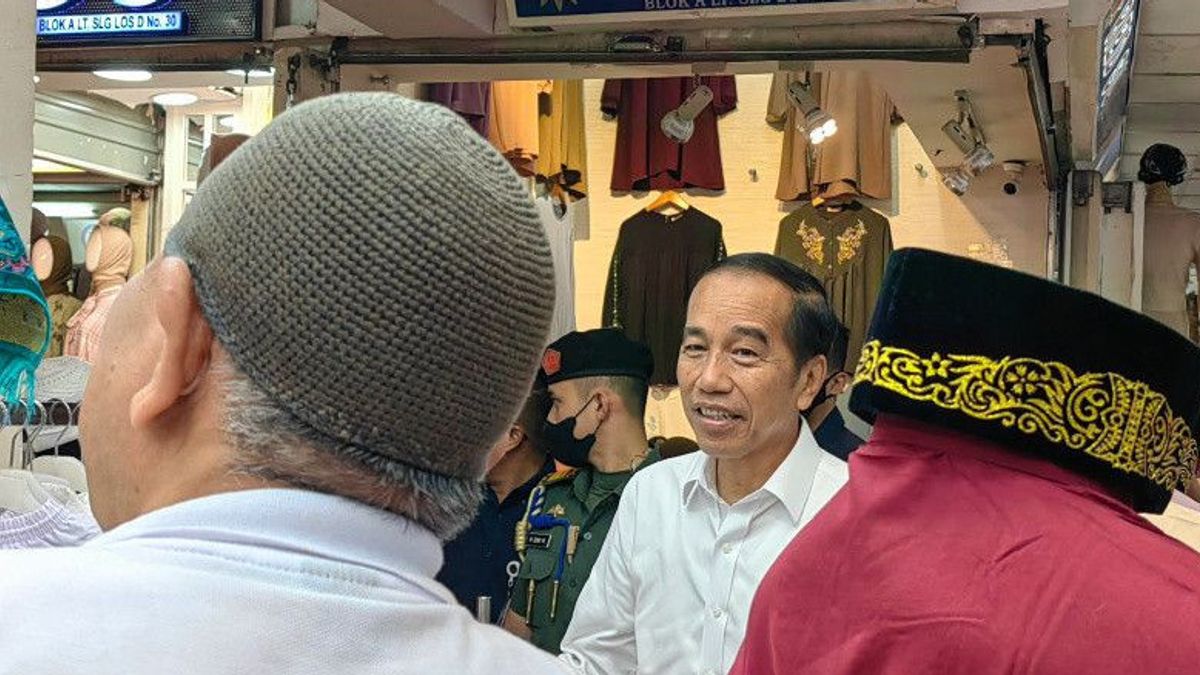    Dari BEI, Jokowi Datangi Pasar Tanah Abang