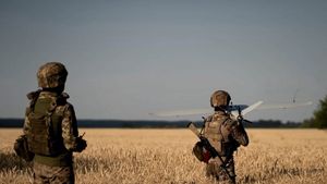 Serangan Drone Ukraina Picu Kebakaran di Kilang Minyak Slavyansk Rusia