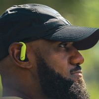 Apple Rilis Powerbeats Pro 2 Edisi Nike, Tampil Sporty dengan Warna Ikonik