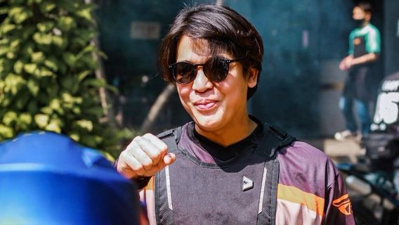 Close To Michelle Ashley, Billy Syahputra Responds To PHP's Likes Allegations