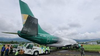 Jayawijaya Dirgantara Cargo Plane Slips At Sentani Airport