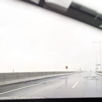 Melintasi Tol Layang Japek II di Kala Hujan