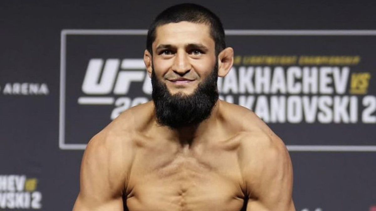 Susah Payah Kalahkan Kamaru Usman, Khamzat Chimaev Akui Bertanding dengan Tangan yang Retak Sejak Ronde Awal