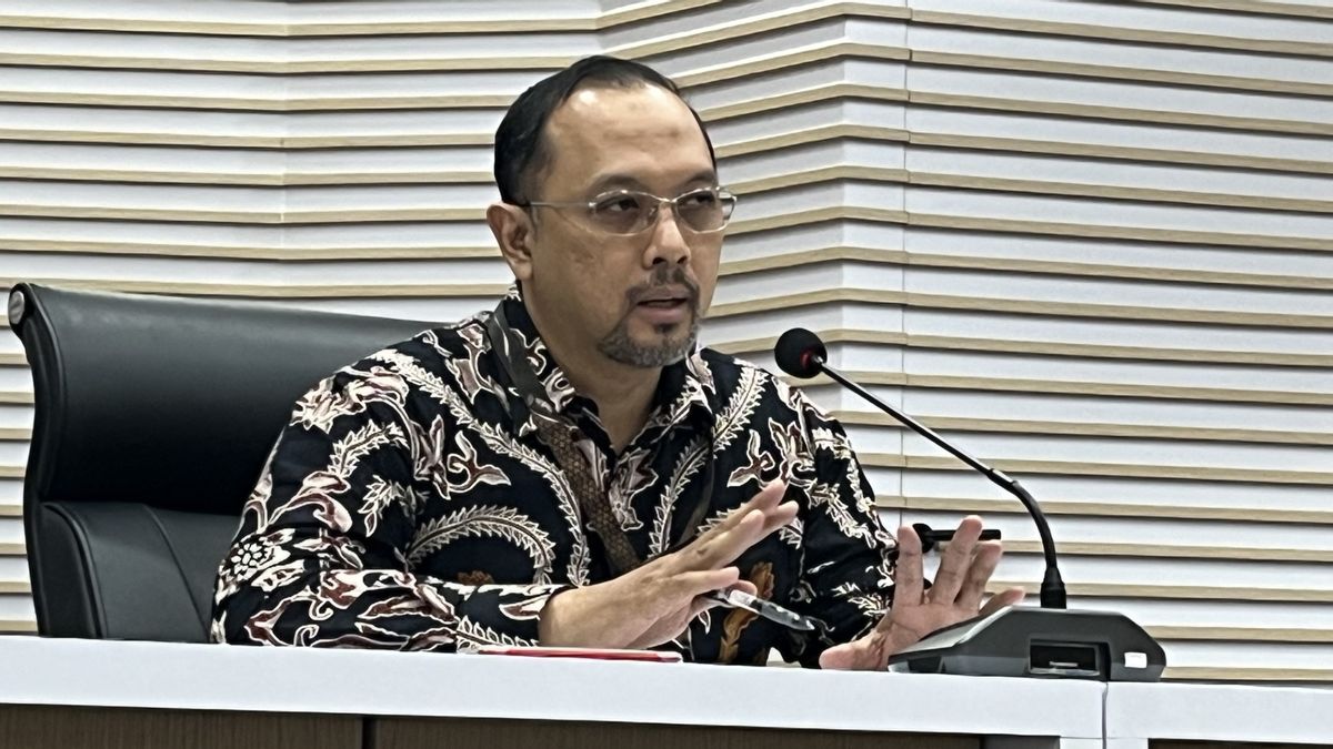 KPK Cecar Bayu Suryo Adiwinata Usai Sita Mobil Mercy dan Moge BMW di Kasus LPEI