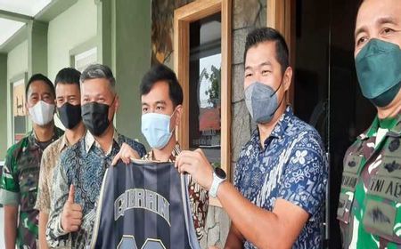 Sambut Tim Basket West Bandits, Gibran 'Jokowi': Dari Komposisi Manajemen dan Pemainnya, Yakin Bisa Juara IBL