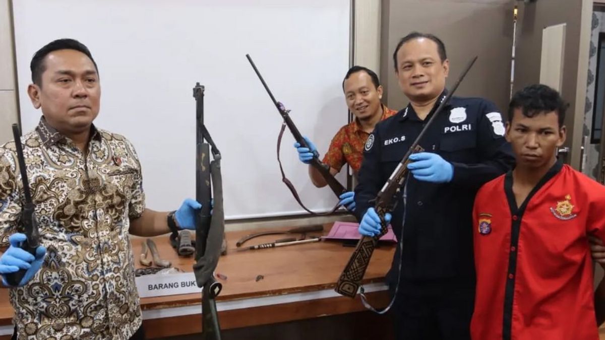 The Perpetrators Of The Murder In The Head Of The Buron Village For 2 Years Were Arrested, 2 Firearms Laras Panjang Disita