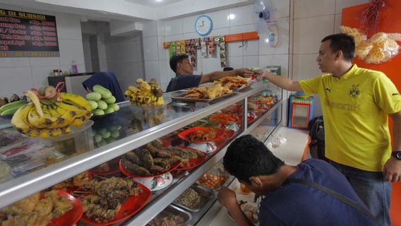 Imbas BBM Naik, Pengusaha Warteg Bakal Naikkan Harga Makanan 20 Persen