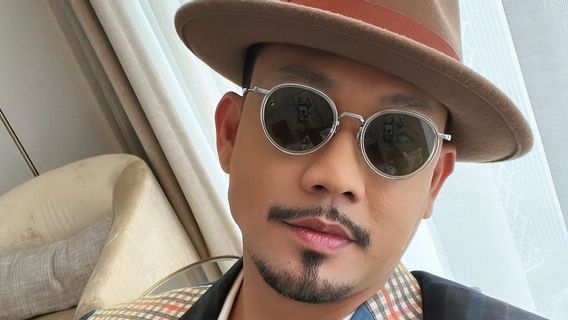 Denny Sumargo Laporkan Farhat Abbas Atas Dugaan Pengancaman