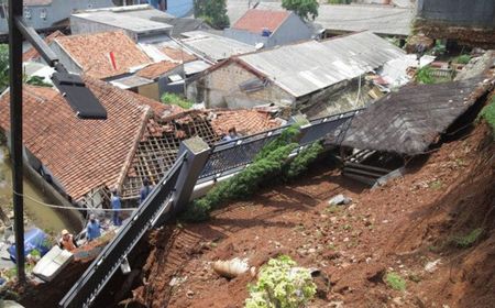 Pemprov DKI Bakal Gusur Perumahan di Bantaran Kali, Kecuali Rumah Warga Miskin