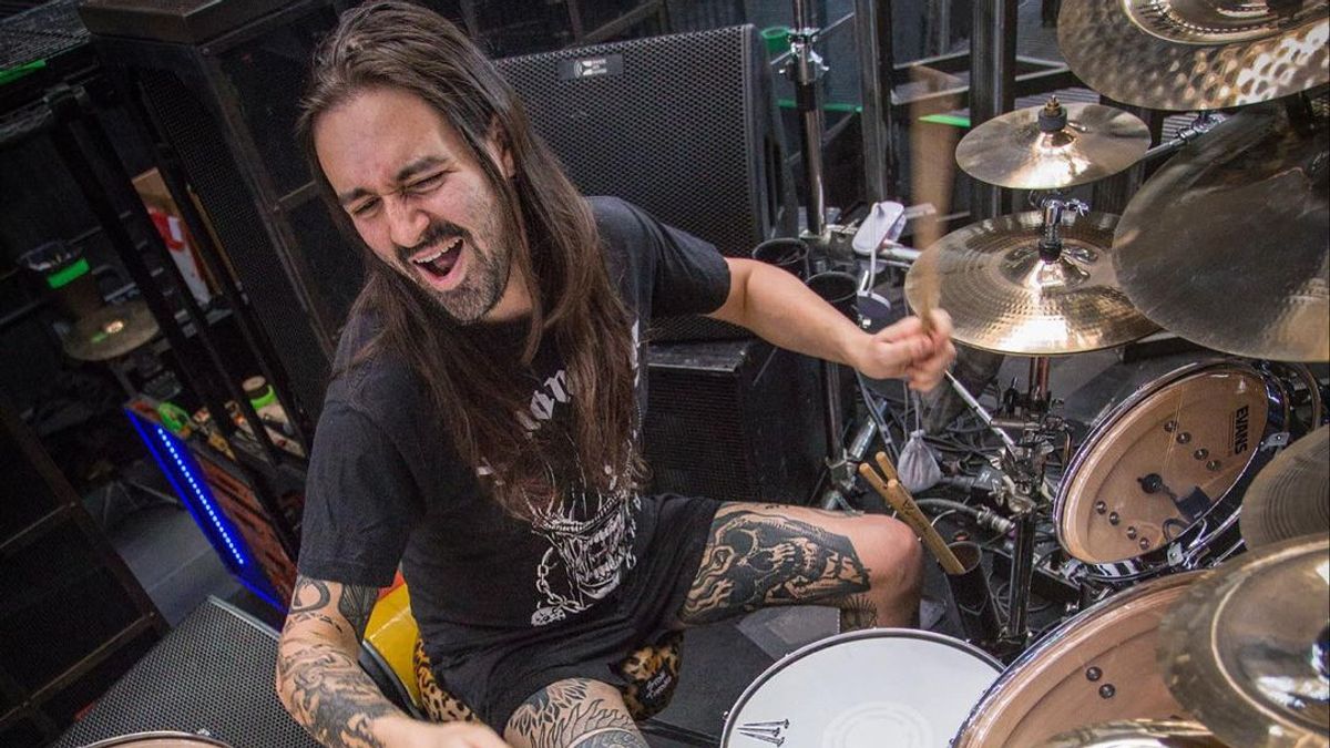 被Slipknot解雇后,Jay Weinberg正在接受臀部手术:Absen Nge-drum 4个月!
