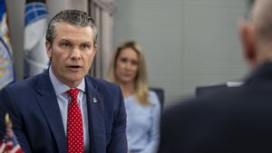 Menhan Hegseth Pecat Kepala Staf Angkatan Darat Saat AS Perang Lawan Iran