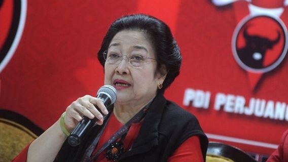 Megawati Dirige Le PDIP Lors D’une Réunion Pour Faire Campagne Pour Le Mouvement De Plantation D’arbres