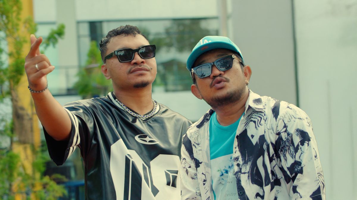 Wizz Baker Consistently Brings Eastern Music Through the Single Bikin Sa Gila