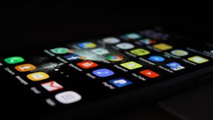 Tantangan dan Peluang dalam Menjaga Keberlanjutan App Economy di Indonesia