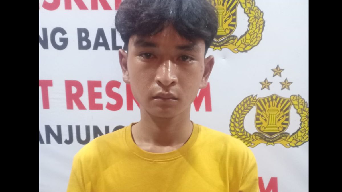 Jalousie Brûlante, Un Homme En Duel De Promesse De Tanjungbalai Sumut A Ensuite Poignardé La Connaissance De Sa Petite Amie Avec Des Ciseaux