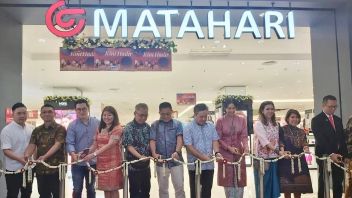 已经分配了中期股息一次，现在由Mochtar Riady集团拥有的Matahari百货公司希望分配每股250印尼盾的末期股息
