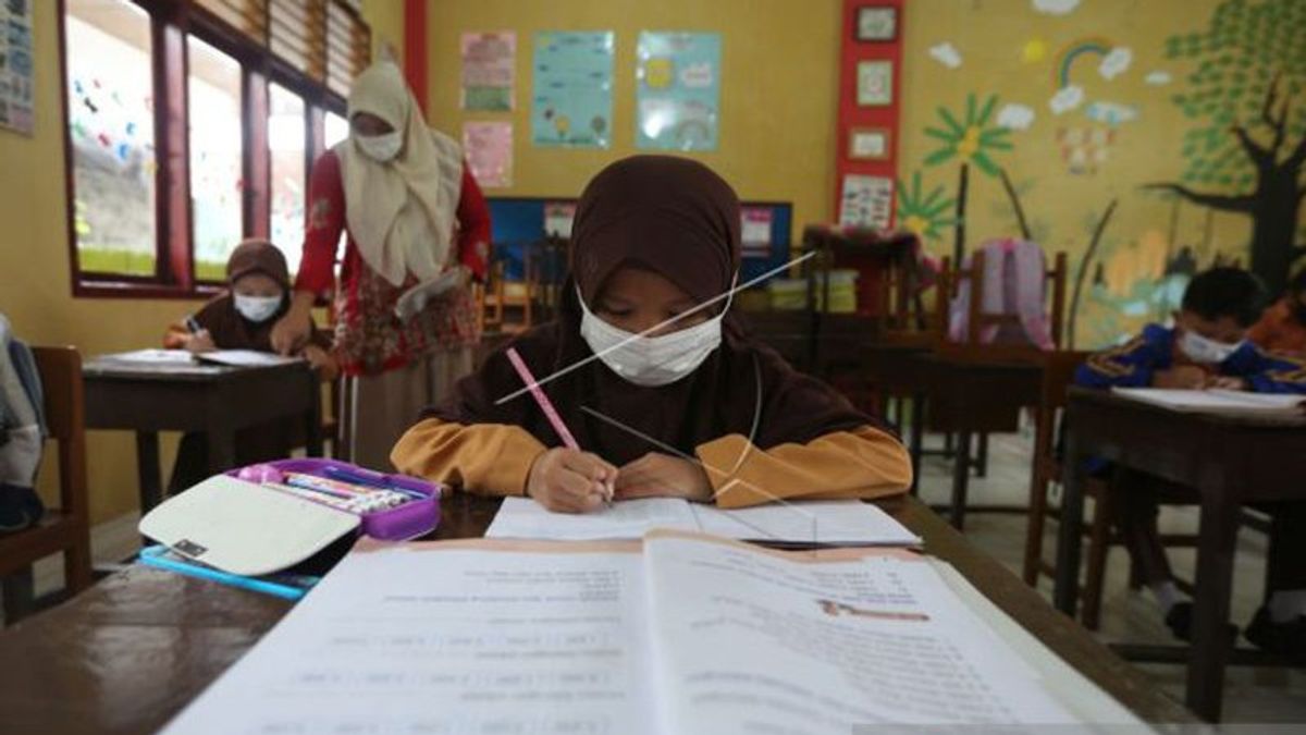 Dinkes Minta Guru Hingga Orang Tua Waspada Hepatitis Akut, Awasi Jajan Anak di Sekolah