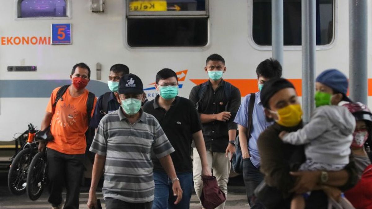 Transportasi Babak Belur Dihantam Pandemi COVID-19, Bos KAI Curhat Jumlah Penumpang Turun Drastis