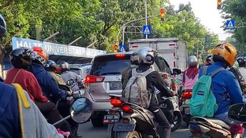 ジャカルタは再び日常的に渋滞、PDIP:渋滞を克服するための政府の努力は明らかではない