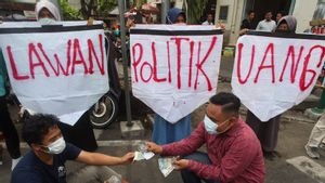 Mahalnya Ongkos Politik di Indonesia