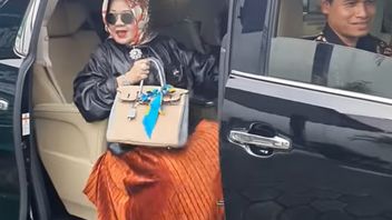 Salaries And Wealth Of The Lampung Kadinkes, Hobby Of Flexing Luxury Goods In IG And TikTok