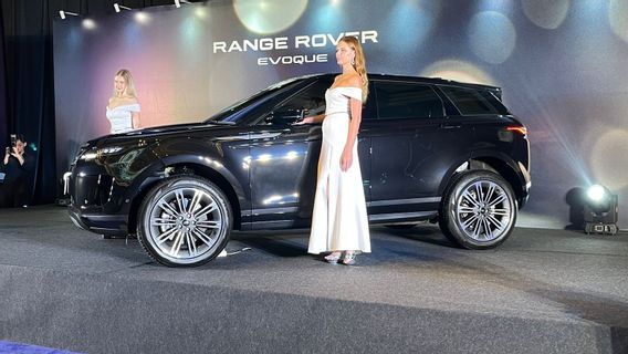 JLM Auto تؤكد أن وحدة Range Rover EVOque جاهزة للشحن إلى العملاء في العام المقبل