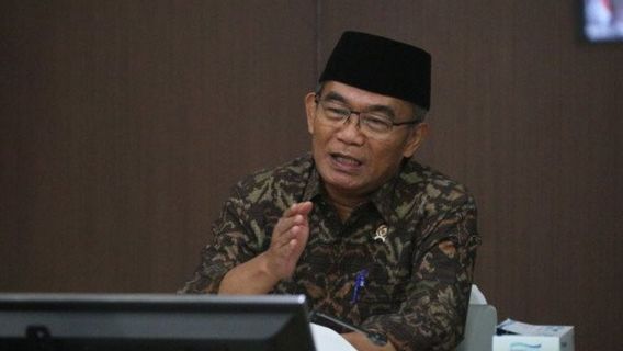 Kunjungi Lumajang, Kemenko PMK Gelar Rapat Koordinasi dengan BNPB, Kementerian Hingga Ormas Tangani Korban Erupsi Semeru