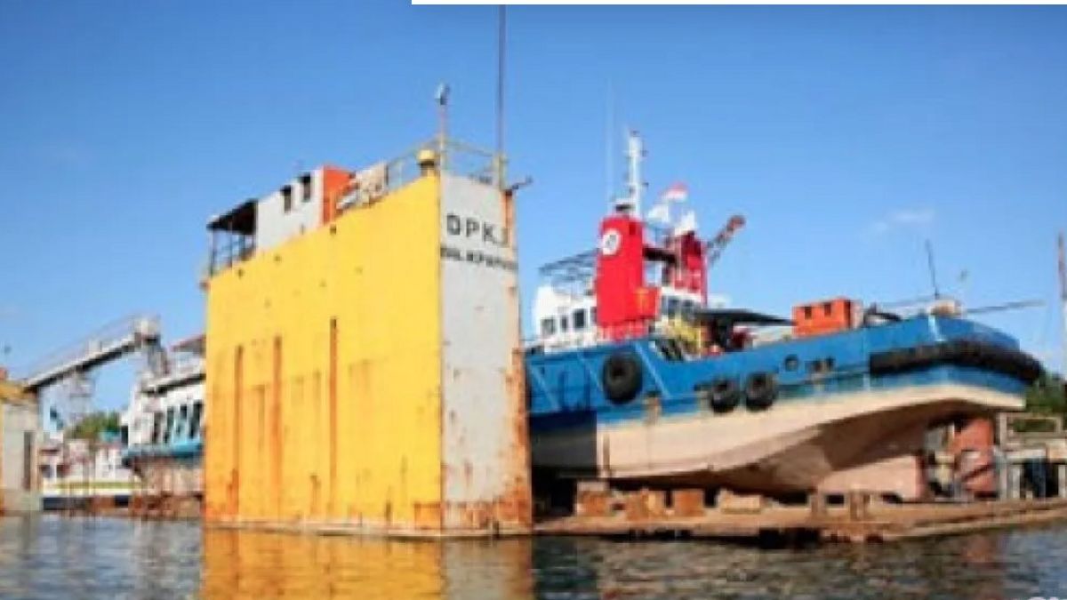 Tanker Ship Caught Fire In Batam, 7 Workers Become Victims