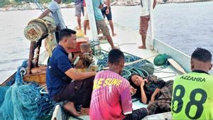 KM Empat Bersaudara Tenggelam di Perairan Ende NTT: 23 Penumpang Berhasil Selamat, 1 Balita Tewas