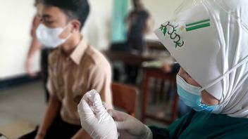 Ganjar Donne La Date Limite à 7 Régions Pour Stimuler Les Vaccinations En Une Semaine