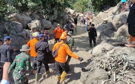 200 Warga Mengungsi Akibat Banjir Bandang di Humbahas Sumut