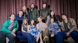 Reuni Pemain Sebelum Musim Kedua Serial <i>Maxton Hall</i> Diumumkan