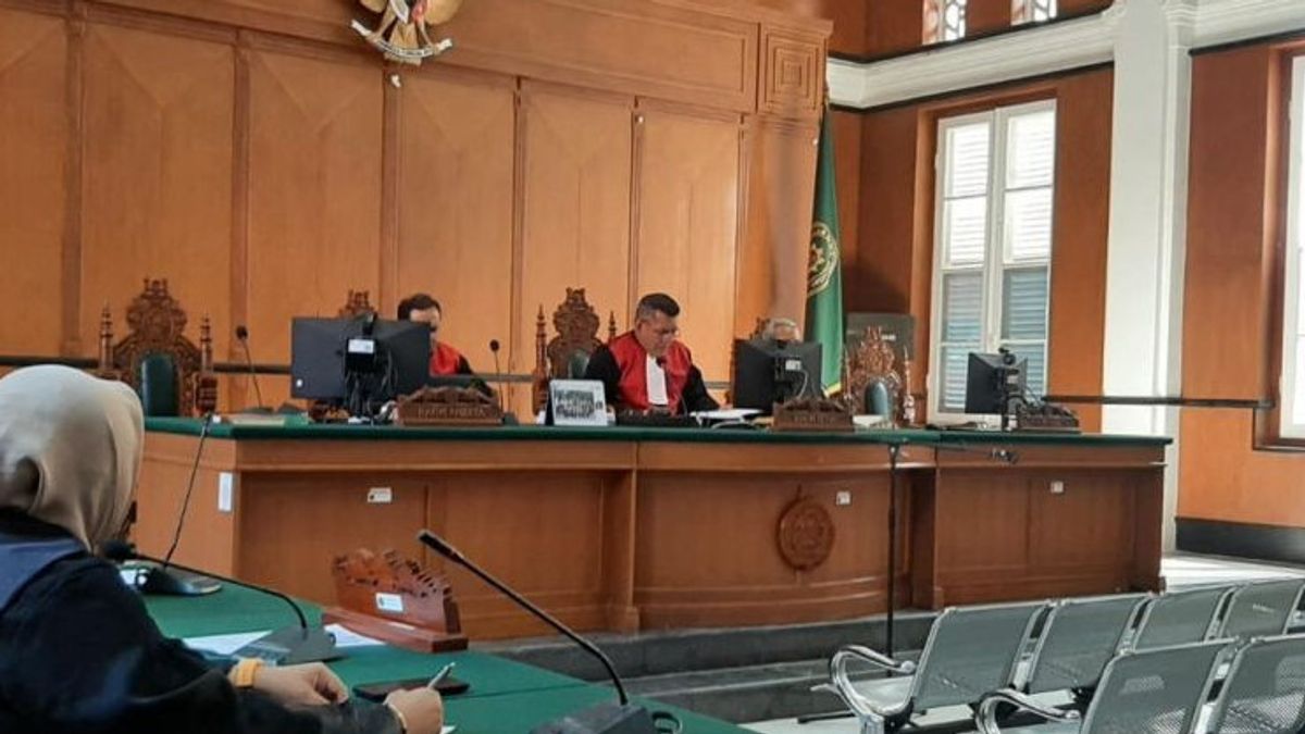 2 Makassar PDAM Corruption Defendants Sentenced To 30 Months In Prison
