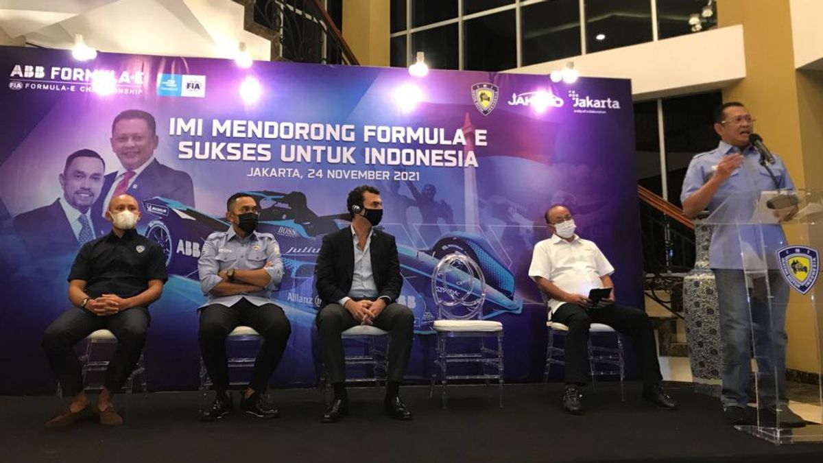 Anies Gandeng Bamsoet-Sahroni Gelar Formula E, PDIP: Silakan, Interpelasi Tetap Jalan