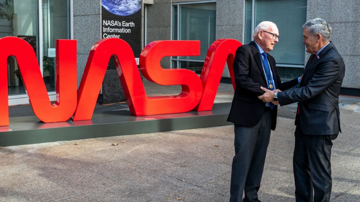 NASA Reuses 'Worm' Logo with Limited Conditions