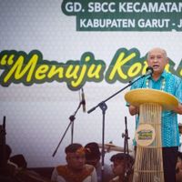 Menkop Teten akan Kembangkan Potensi Global Produk Bambu Garut