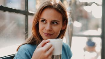 研究によると、コーヒーを飲むのをやめることは精神的な健康に危険です