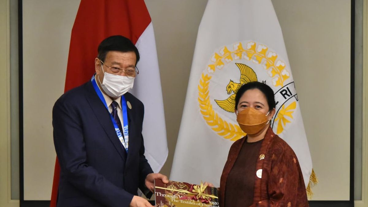 Indonesia And Thailand Exchange Information About Plans To Turn A Pandemic Into An Endemic
