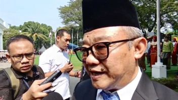 Mendikdasmen soal Sekolah Gratis: Keputusan MK Final, Tidak Ada Alasan Tidak Ikut